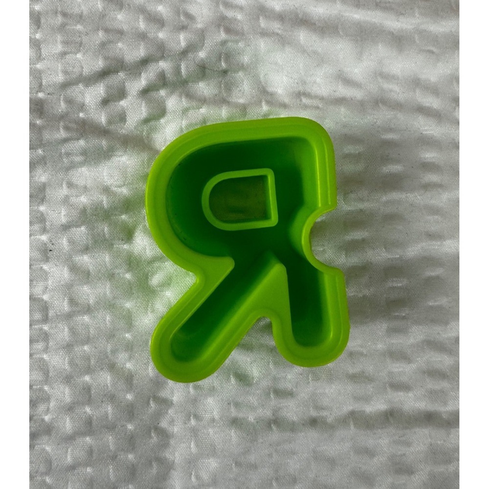 Letter "R" for Elmo On The Go learning game. - Picture 2 of 4